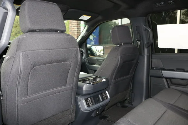New 2026 Antimatter Blue Metallic Ford XLT image 38