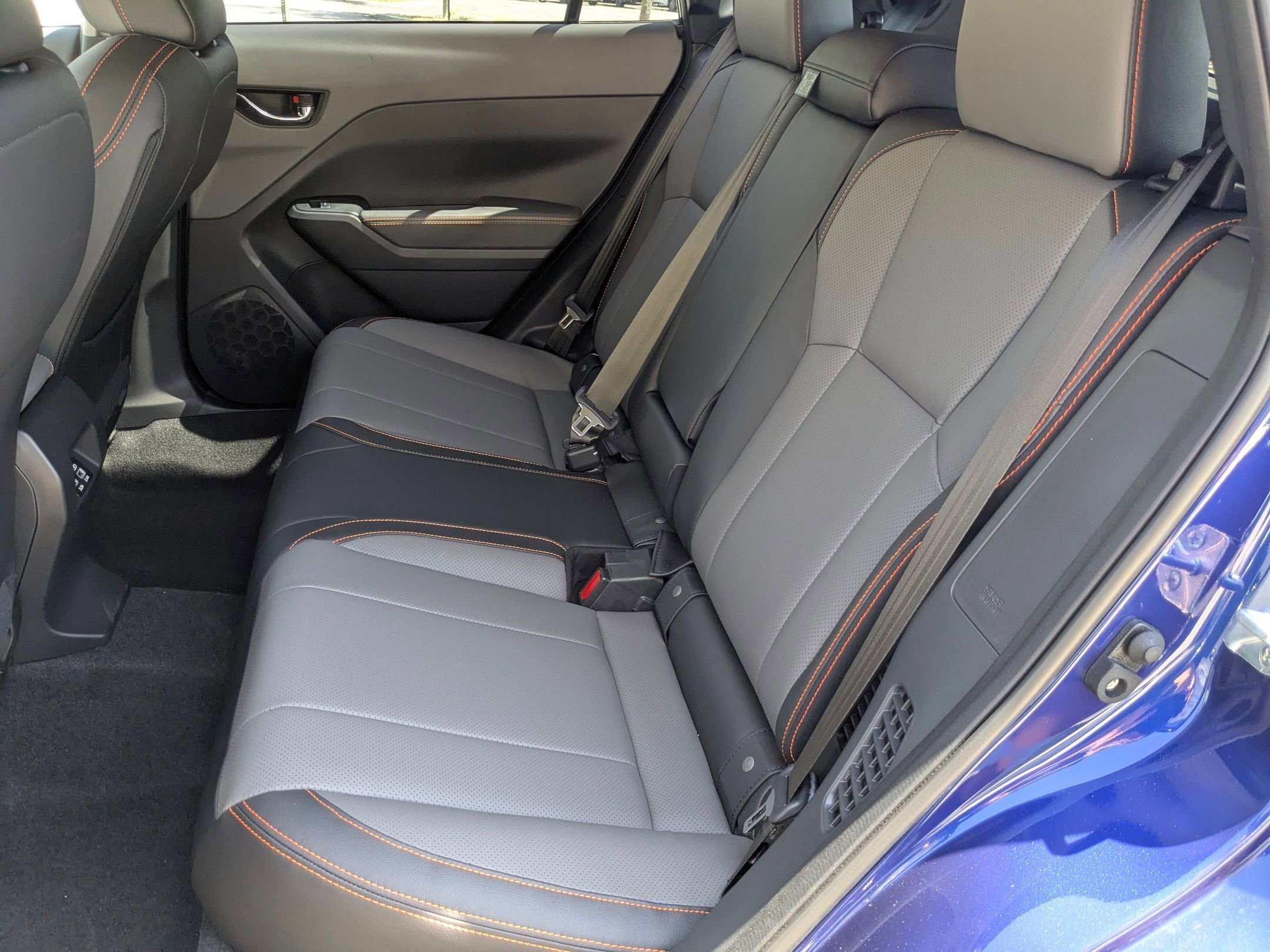 New 2026 SAPPHIRE BLUE PEARL Subaru Limited Hybrid image 7