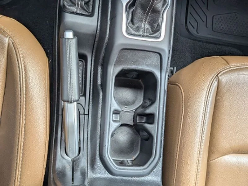Used 2021 Snazzberry Pearlcoat Jeep Overland image 18