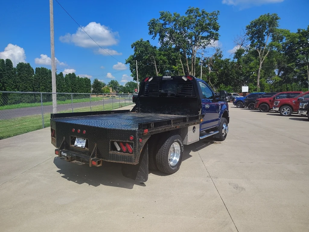 Used 2022 Atlas Blue Ford XLT image 5