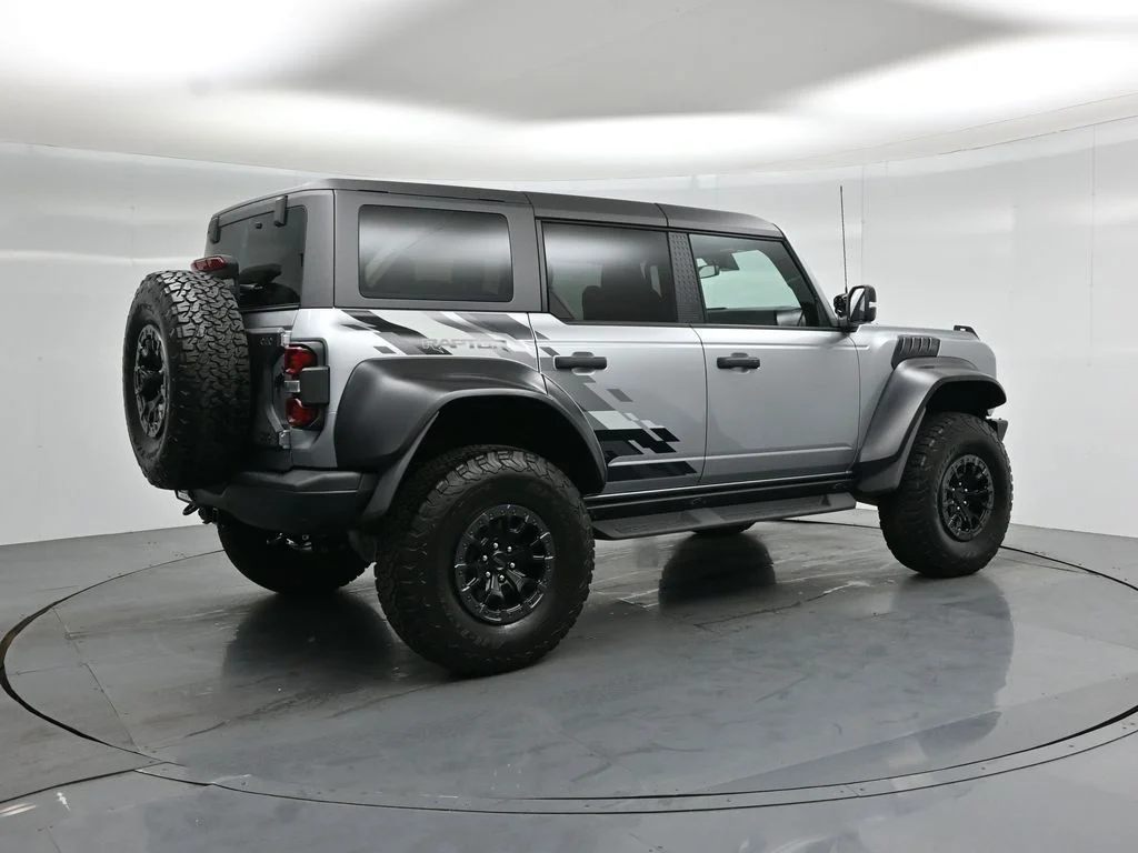 Used 2024 Silver Ford Raptor image 28