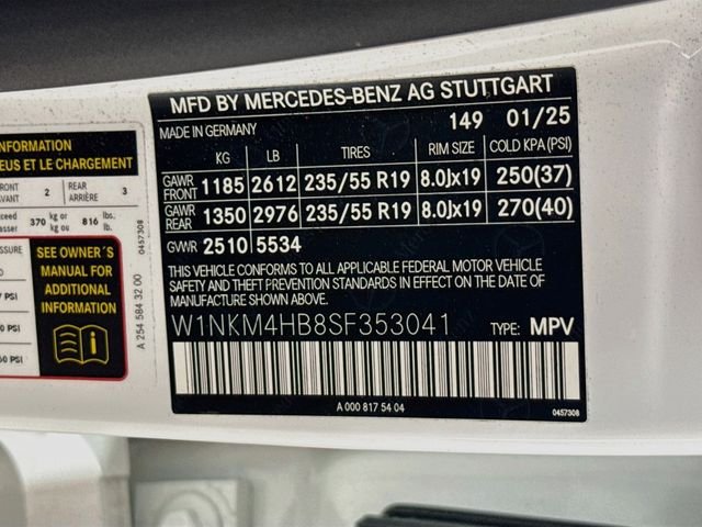 Used 2025  Mercedes-Benz GLC 300 image 30