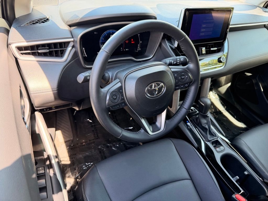 Certified Used 2025 Black Toyota XLE image 21