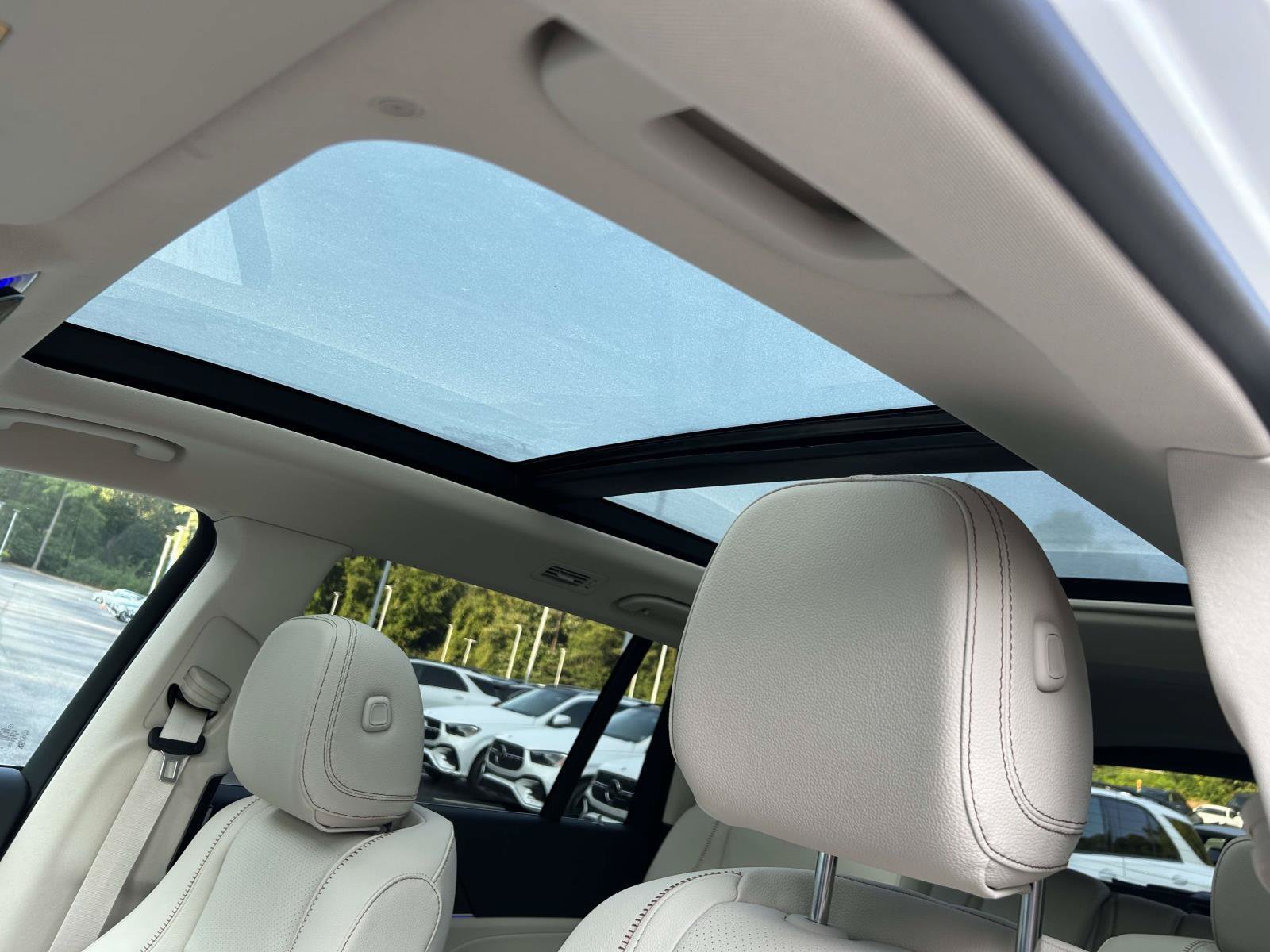 New 2027 Polar White Mercedes-Benz GLS 450 4MATIC® SUV image 23