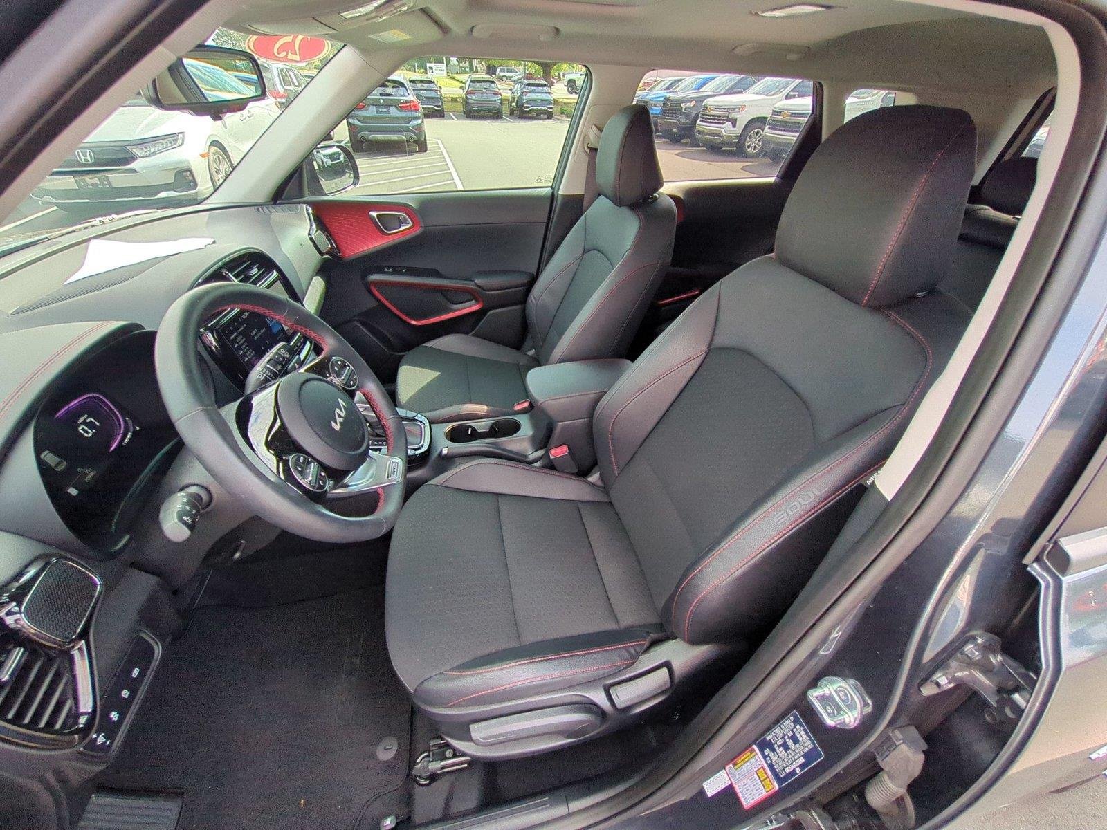 Used 2025 Gravity Gray Kia GT-Line image 17