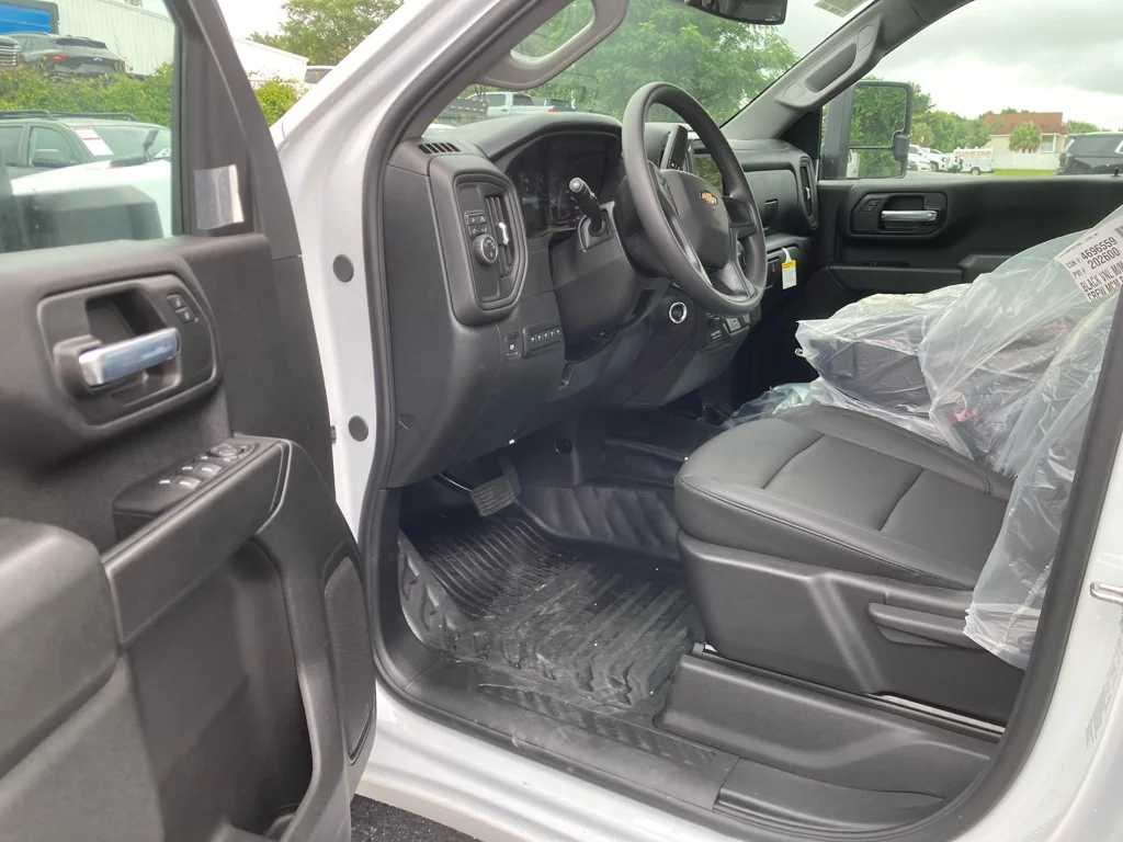 2026 Chevrolet Silverado 2500 HD Work Truck - Photo 6