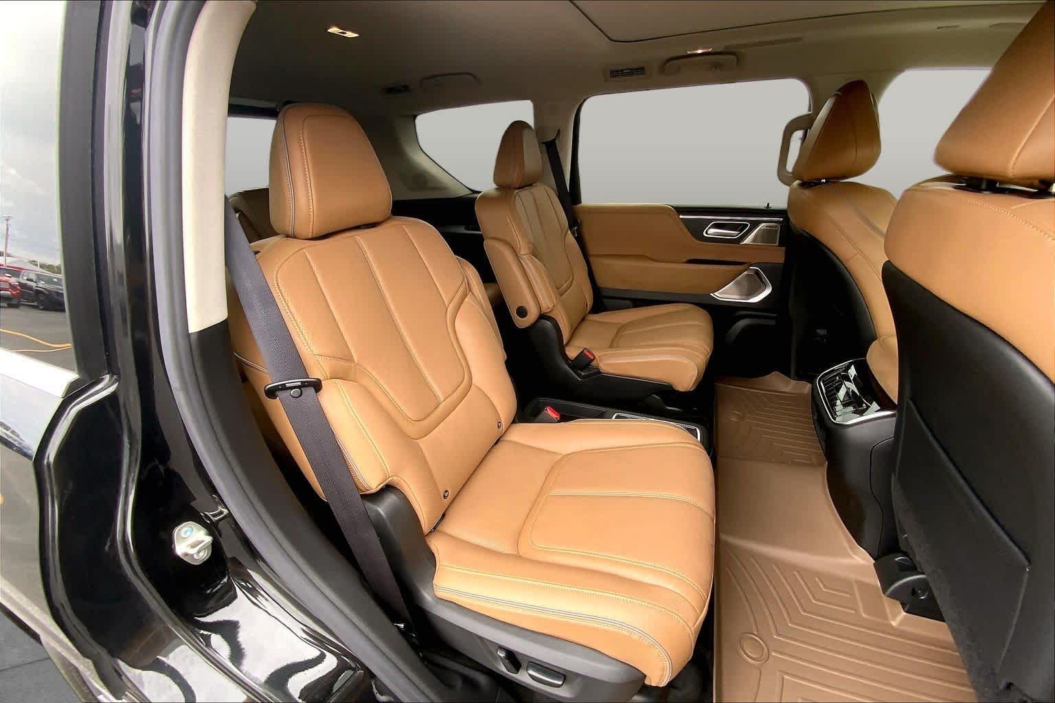 Used 2025 Mineral Black INFINITI SENSORY image 20
