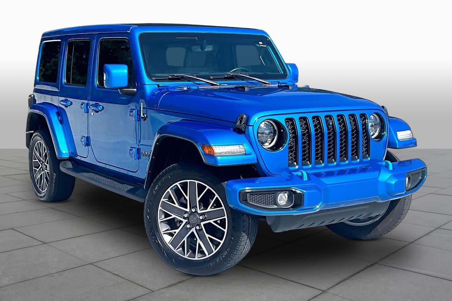 Used 2023 Hydro Blue Pearlcoat Jeep Sahara High Altitude image 3