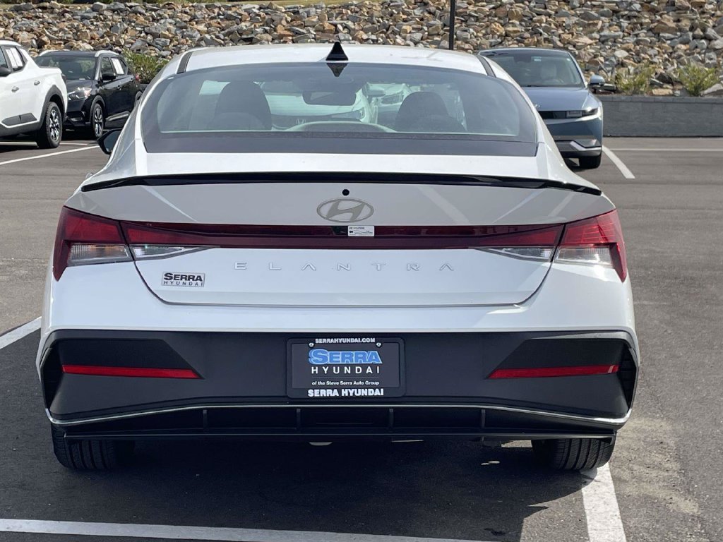 Certified Used 2025 White Hyundai SEL Sport image 23