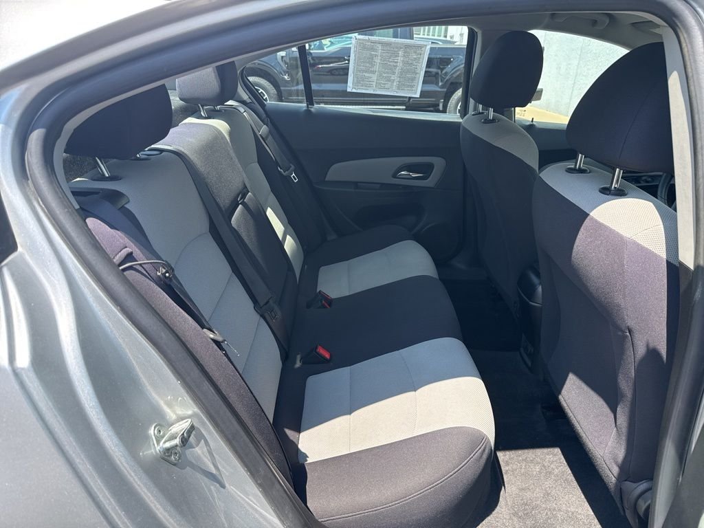 Used 2013 Silver Chevrolet LS image 31