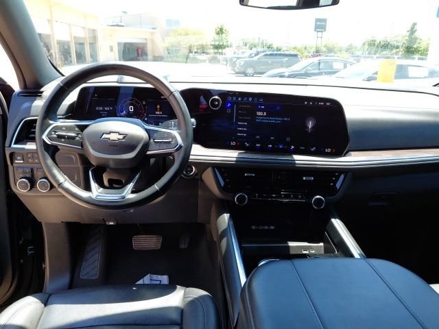 Used 2025 Black Chevrolet LT image 27
