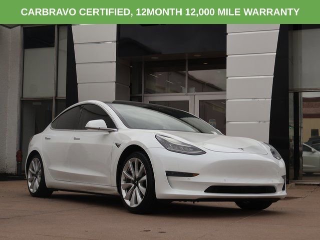2020 Tesla Model 3 Standard Range Plus's photo