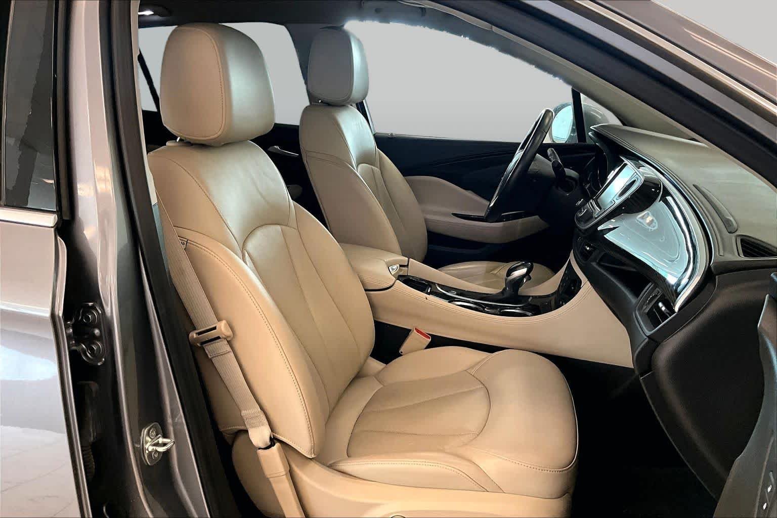 Pre-Owned 2020 Buick Envision Essence