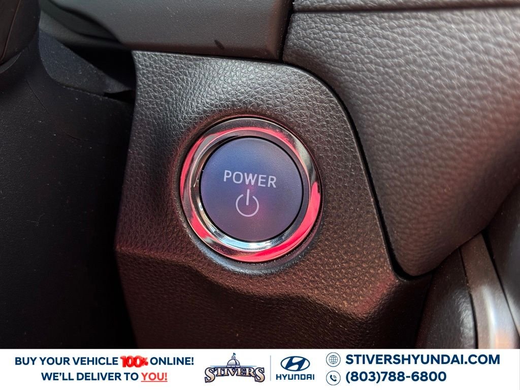 2021 Toyota RAV4 XLE - Photo 38