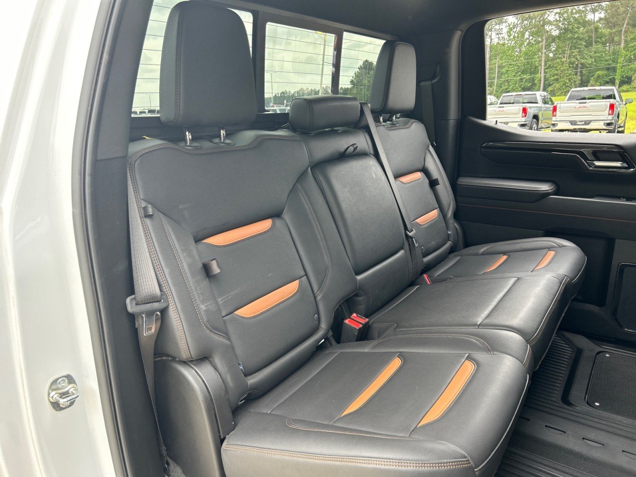Used 2025 Summit White GMC AT4 image 21