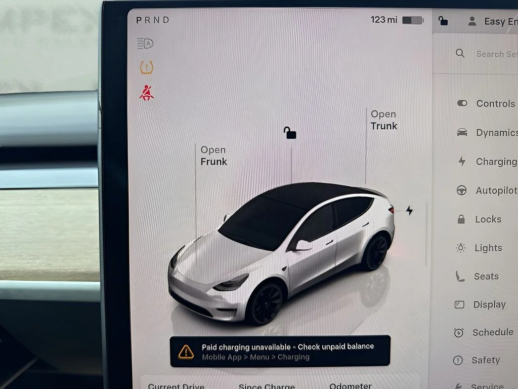 Used 2023 White Tesla Long Range image 26