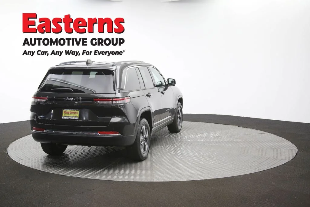 Used 2024 Brown Jeep 4xe image 38