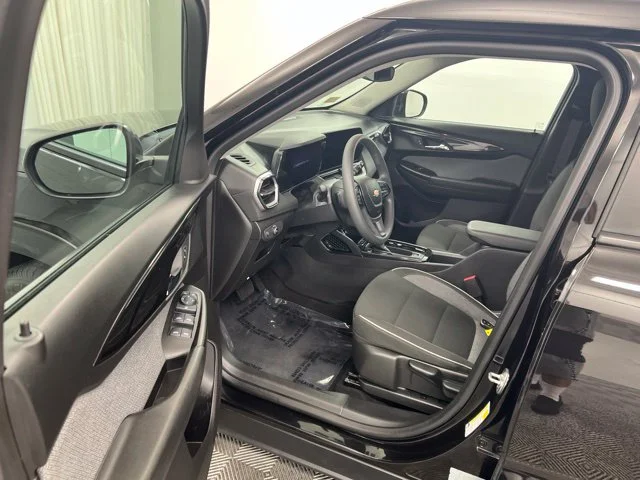 Used 2025 Black Chevrolet LT image 12