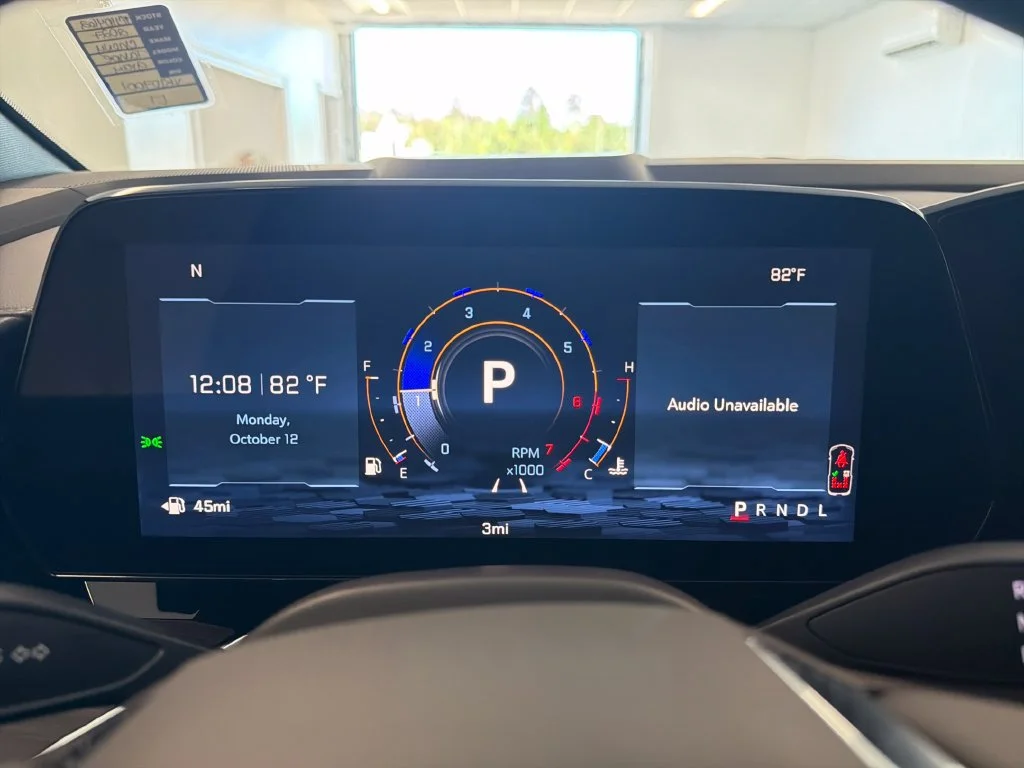 New 2027 Sterling Gray Metallic Chevrolet LT image 18
