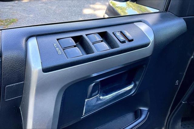 Certified Used 2023 MAGNETIC GRAY MET. Toyota  image 31