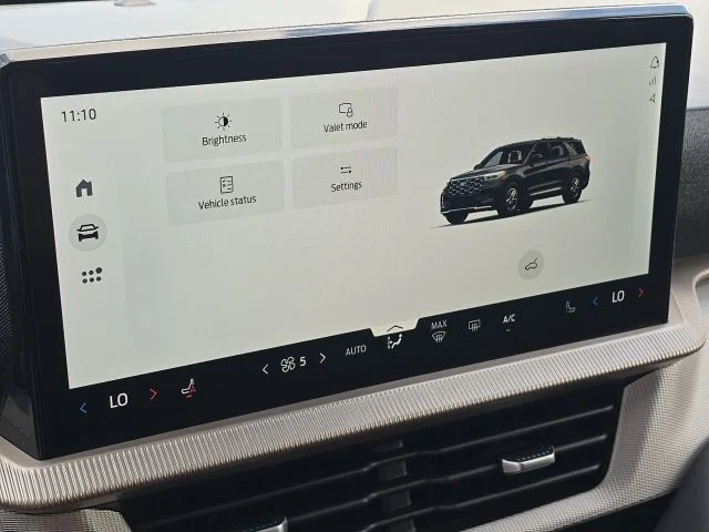 Used 2025 Gray Ford Active image 32