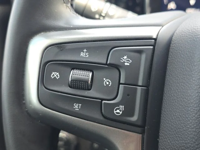 Used 2025 Gray Chevrolet LT image 35