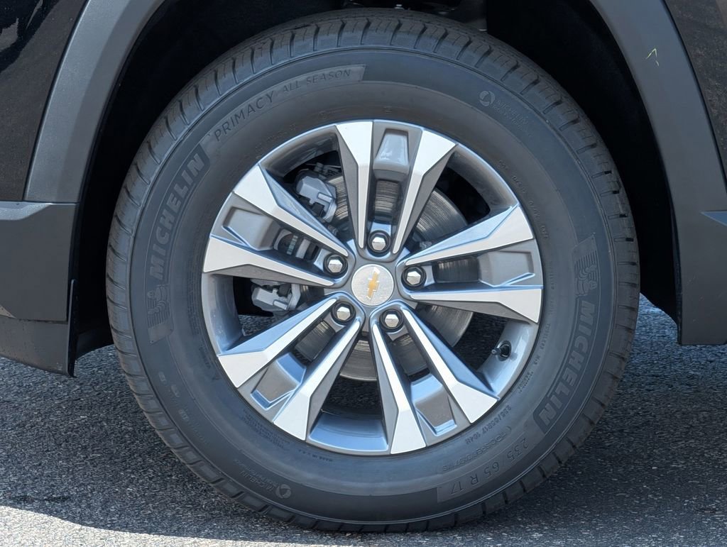 New 2026 Mosaic Black Metallic Chevrolet LT image 4