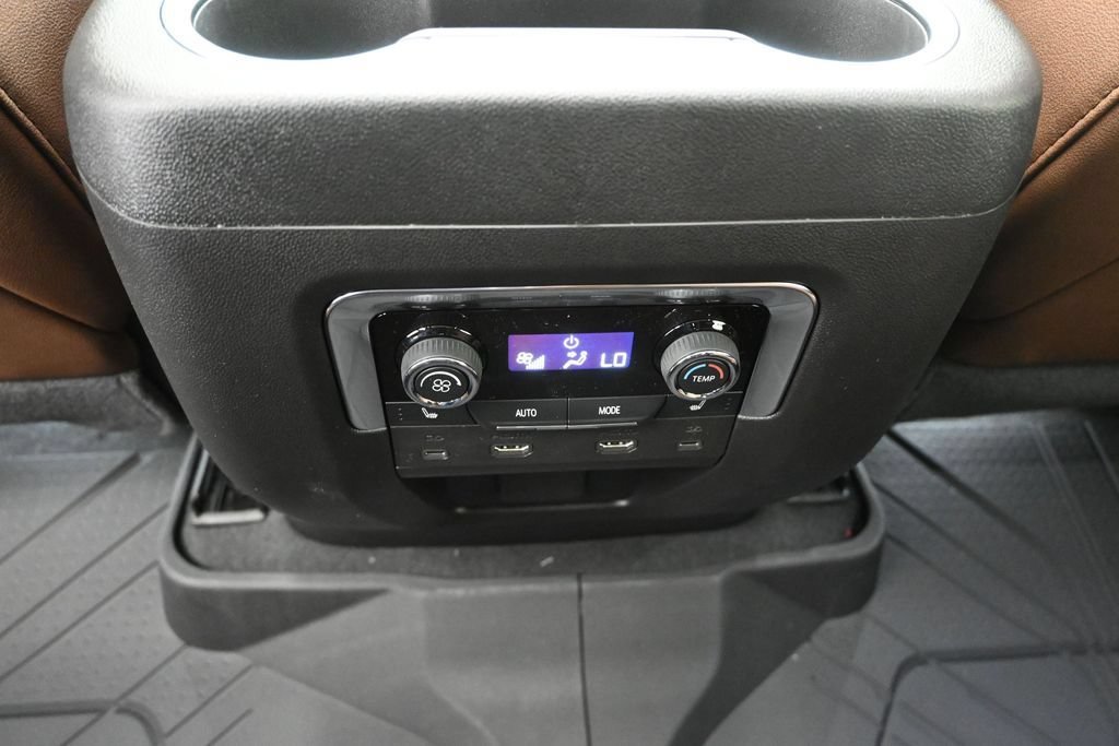 New 2026 Polar White Tricoat Chevrolet High Country image 19