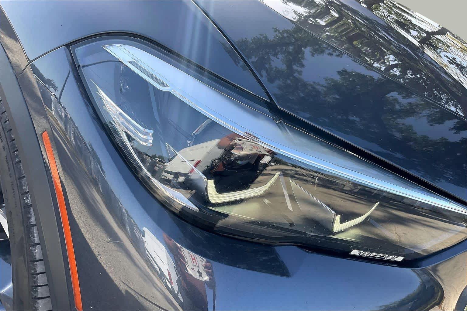 Used 2020 Arctic Gray Metallic BMW xDrive40i image 26
