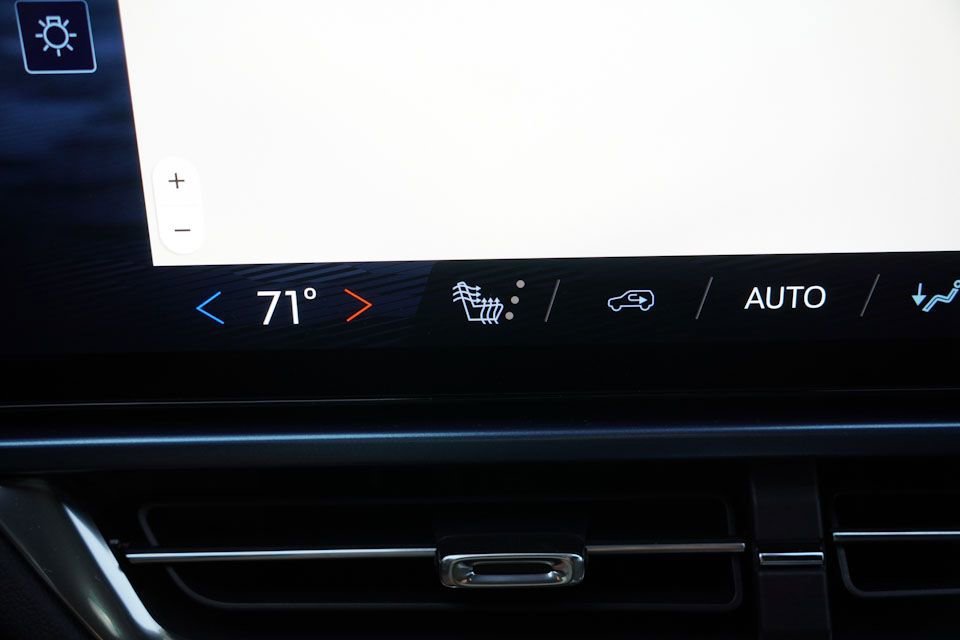 2026 Chevrolet Equinox EV 2LT - Photo 14