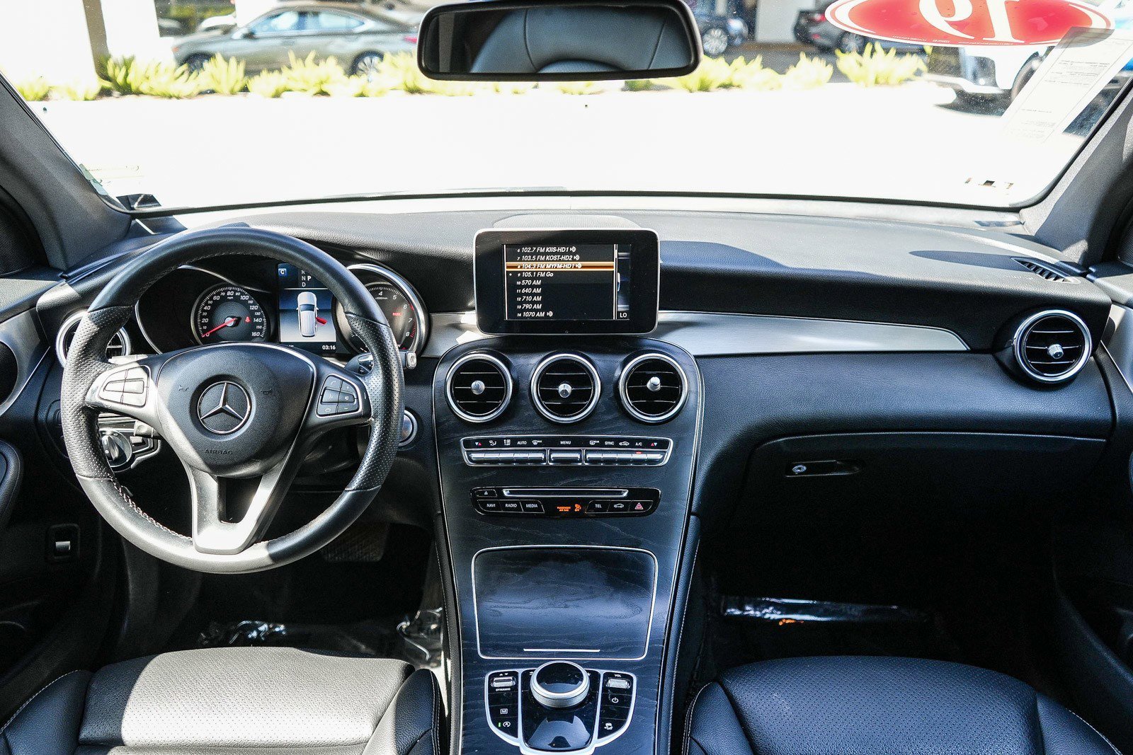 Used 2019 Polar White Mercedes-Benz 300 image 12