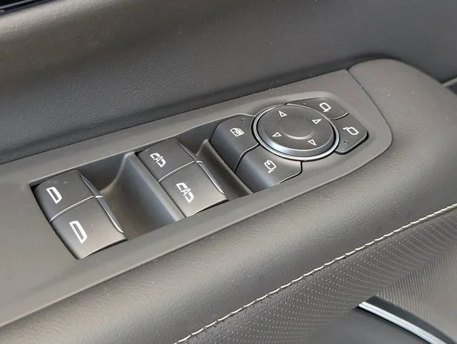 2026 Chevrolet Tahoe Premier - Photo 19