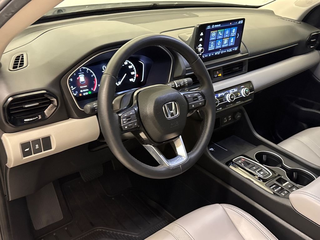 2025 Honda Pilot EX-L - Photo 18