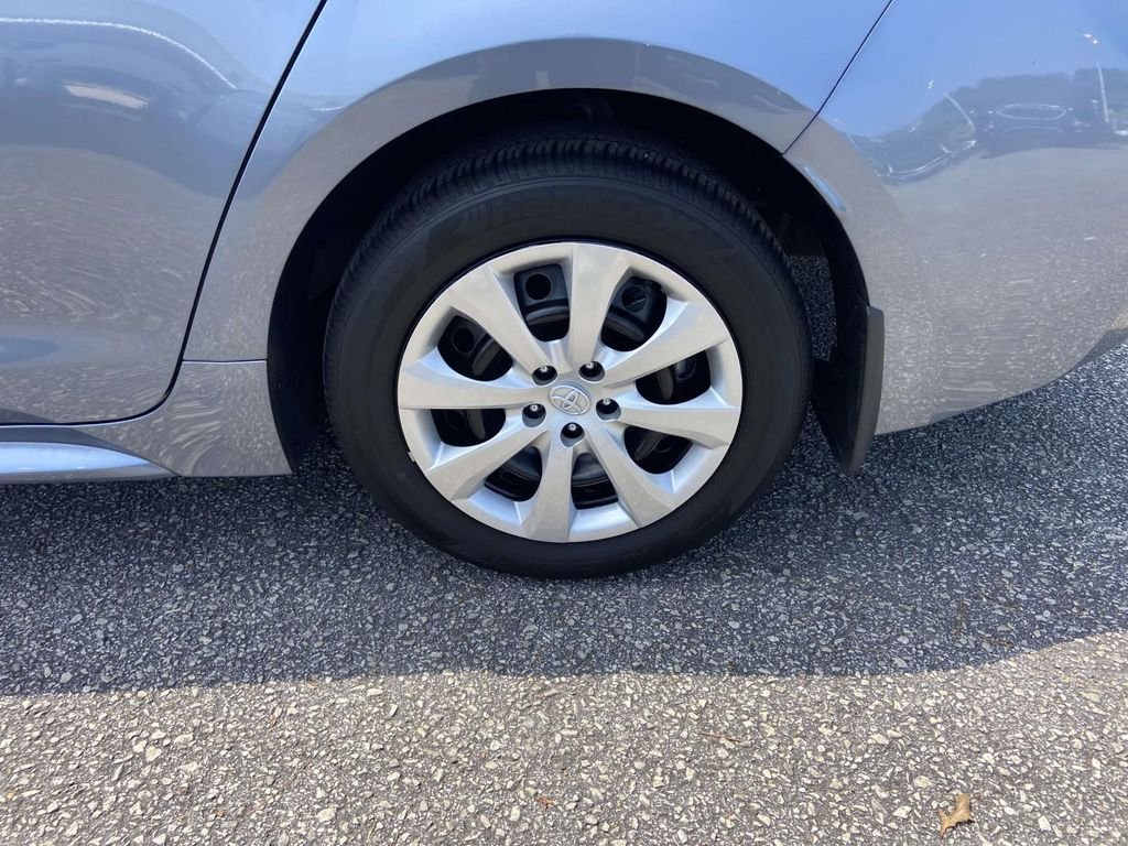 Used 2025 Gray Toyota LE image 8