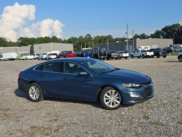 Used 2025 Lakeshore Blue Metallic Chevrolet LT image 2