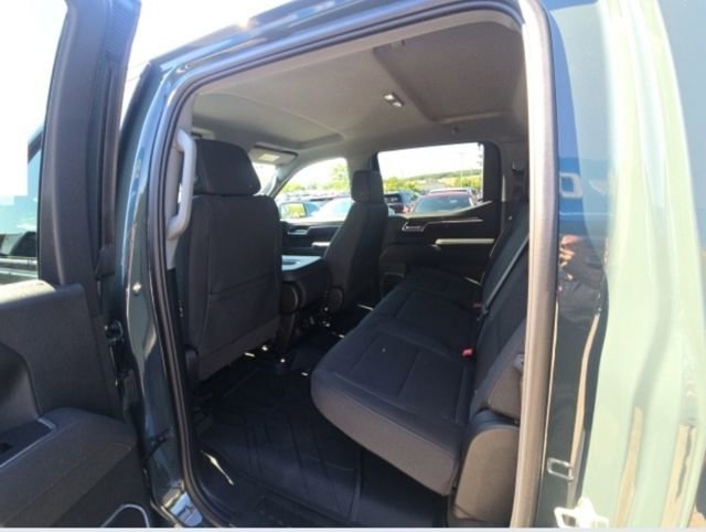 2025 Chevrolet Silverado 1500 LT - Photo 24