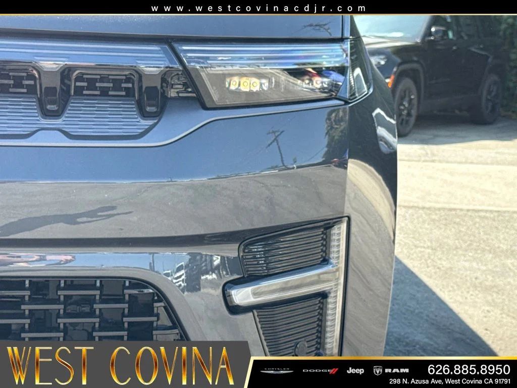 New 2026 Baltic Gray Metallic Clearcoat Jeep Summit Reserve image 27
