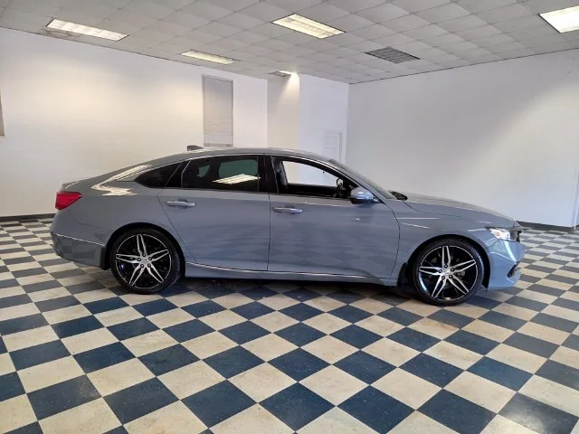 Used 2022  Honda Touring 2.0T image 9