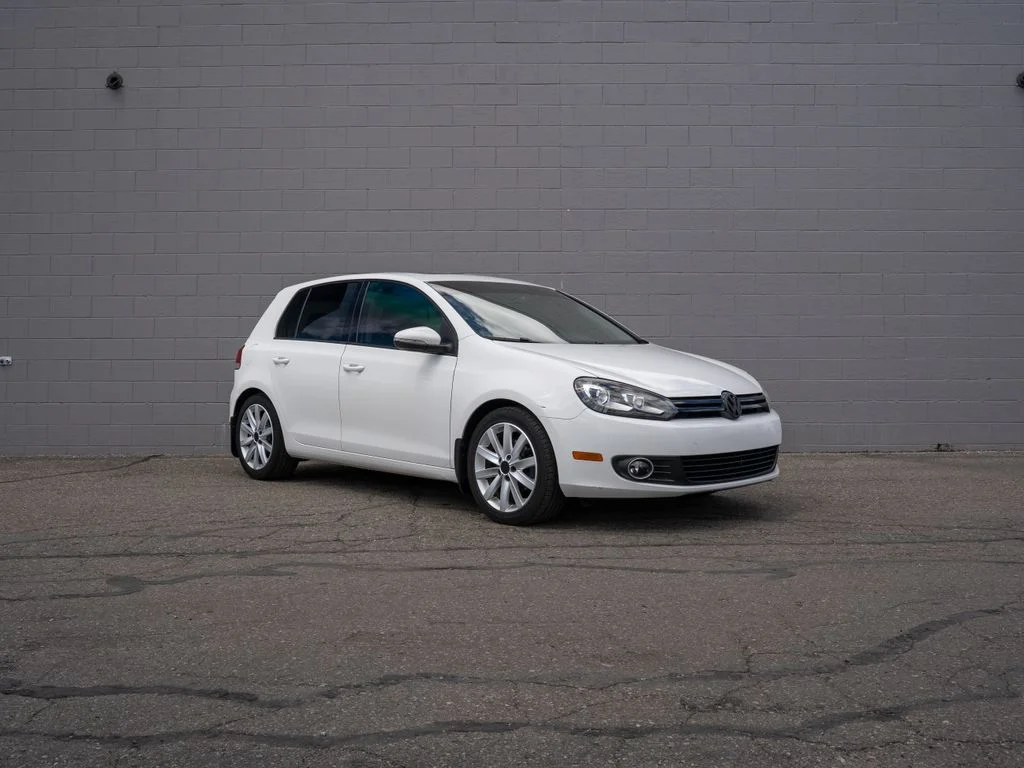 Used 2011 White Volkswagen TDI image 9