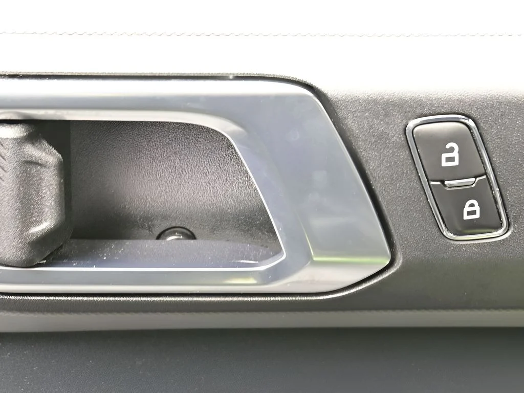 Used 2023 Eruption Green Metallic Ford Big Bend image 21