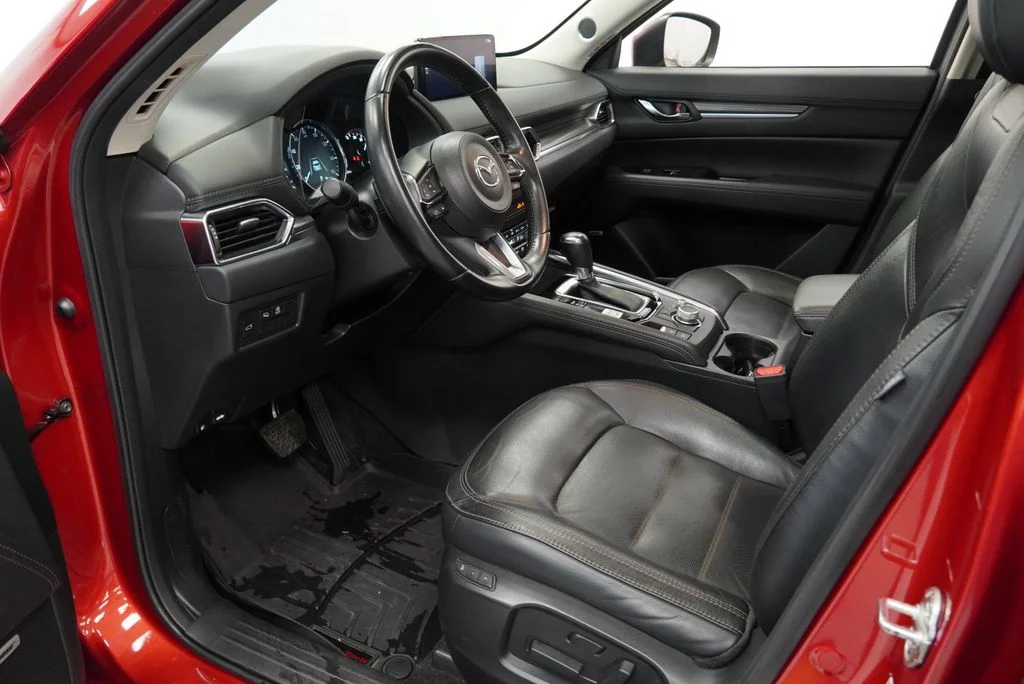 Used 2021 Red Mazda Grand Touring image 16