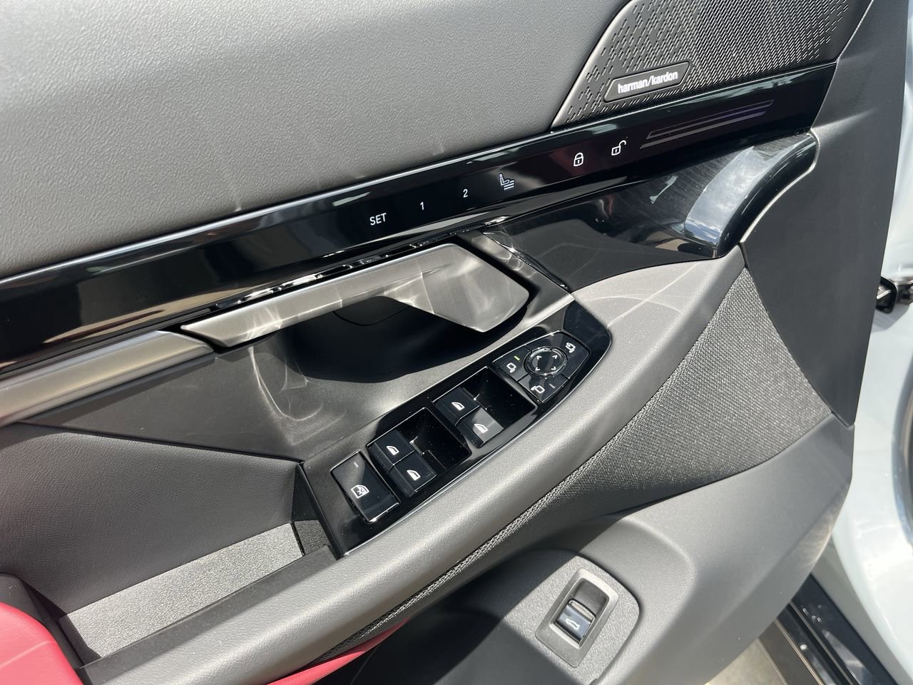 New 2026 Brooklyn Grey Metallic BMW 530i xDrive image 19