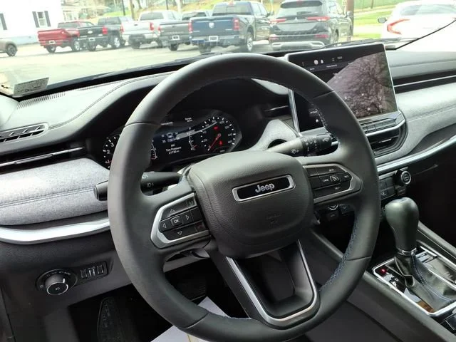 2022 Jeep Compass Latitude - Photo 11