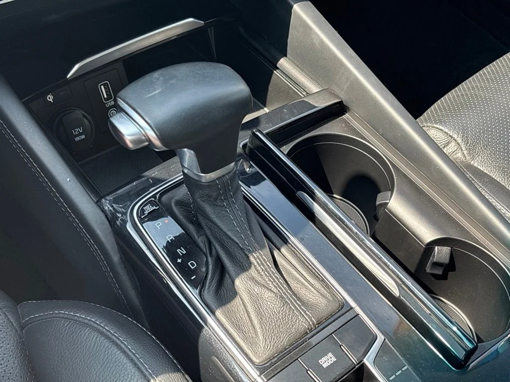 Used 2019 Gray Kia Technology image 39