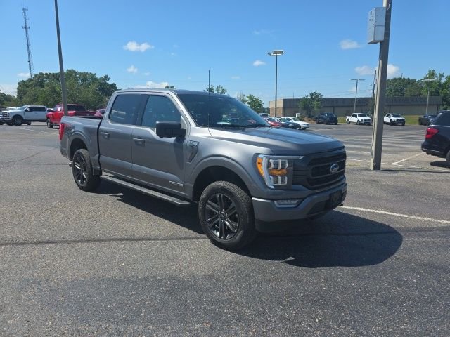 Used 2021 Gray Ford XLT image 1