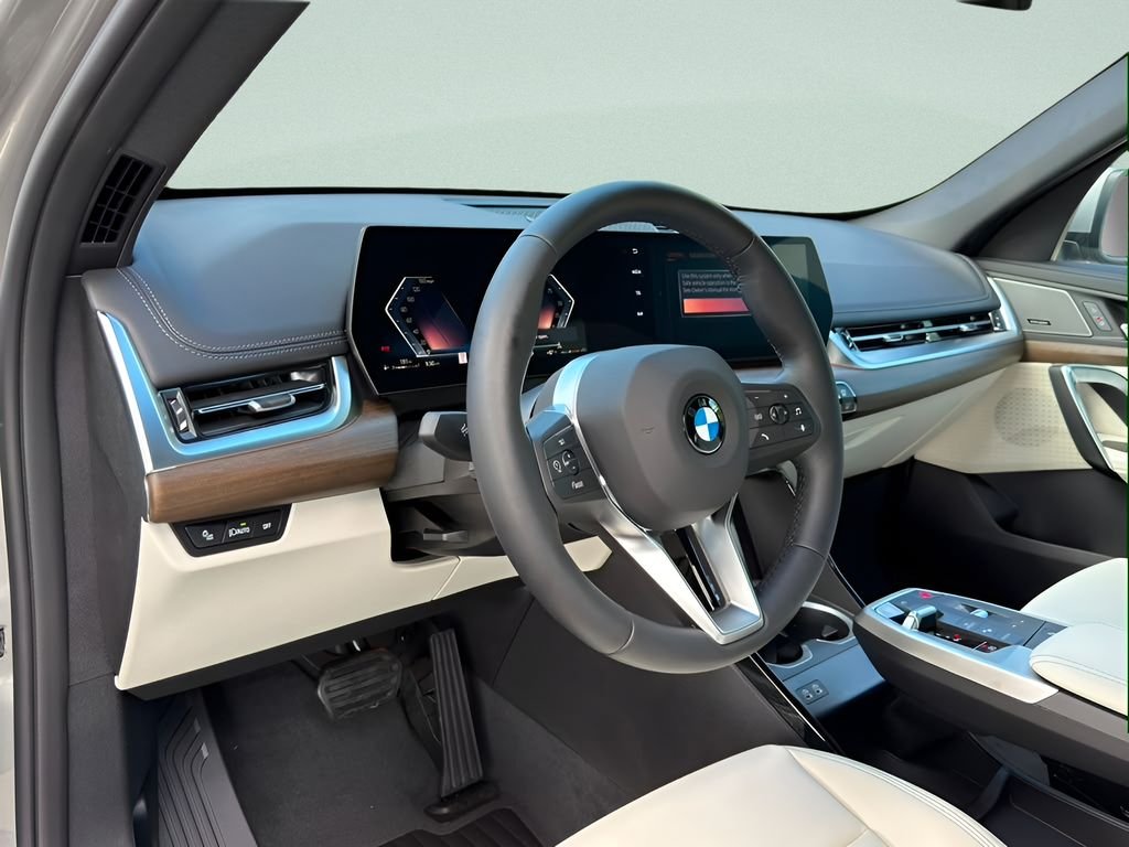New 2026 Space Silver Metallic BMW xDrive28i image 9