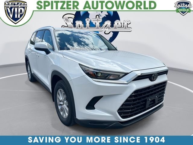 Used 2024 Beige Toyota XLE image 1