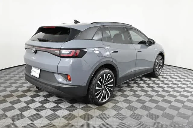 New 2026 Pure Gray Volkswagen Pro image 10