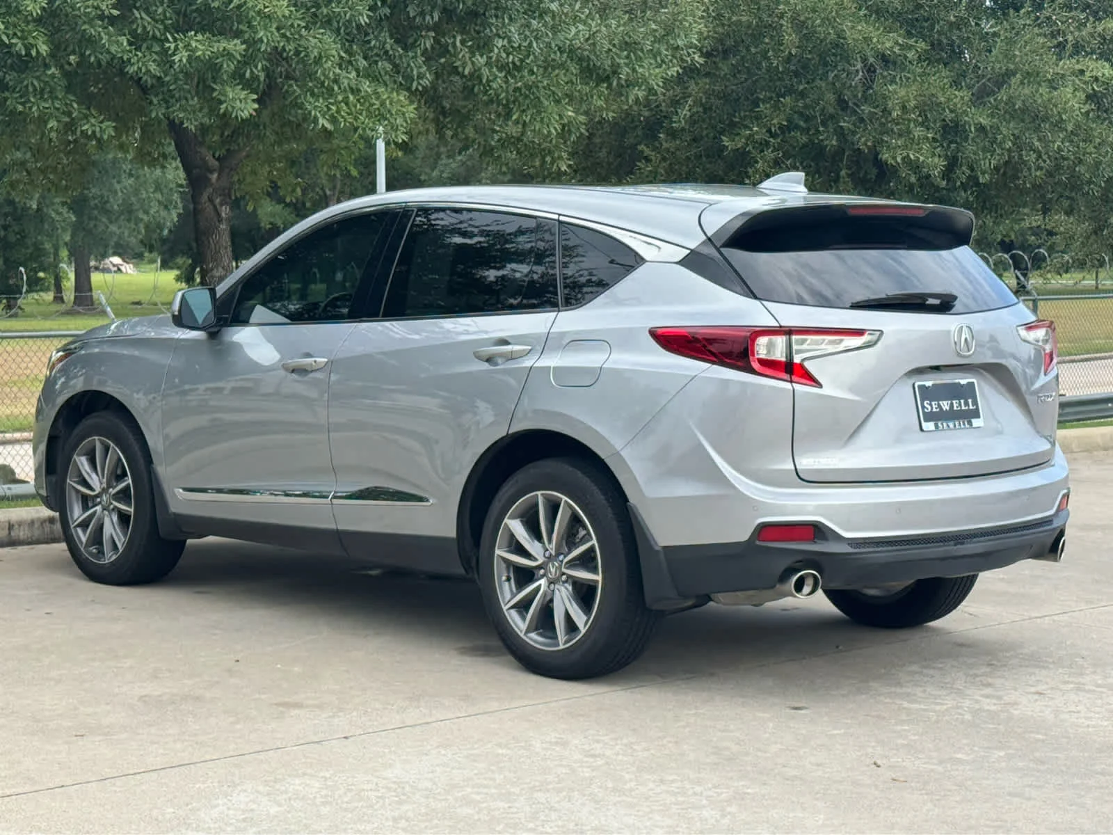 Used 2021 Lunar Silver Metallic Acura w/Technology Package image 8