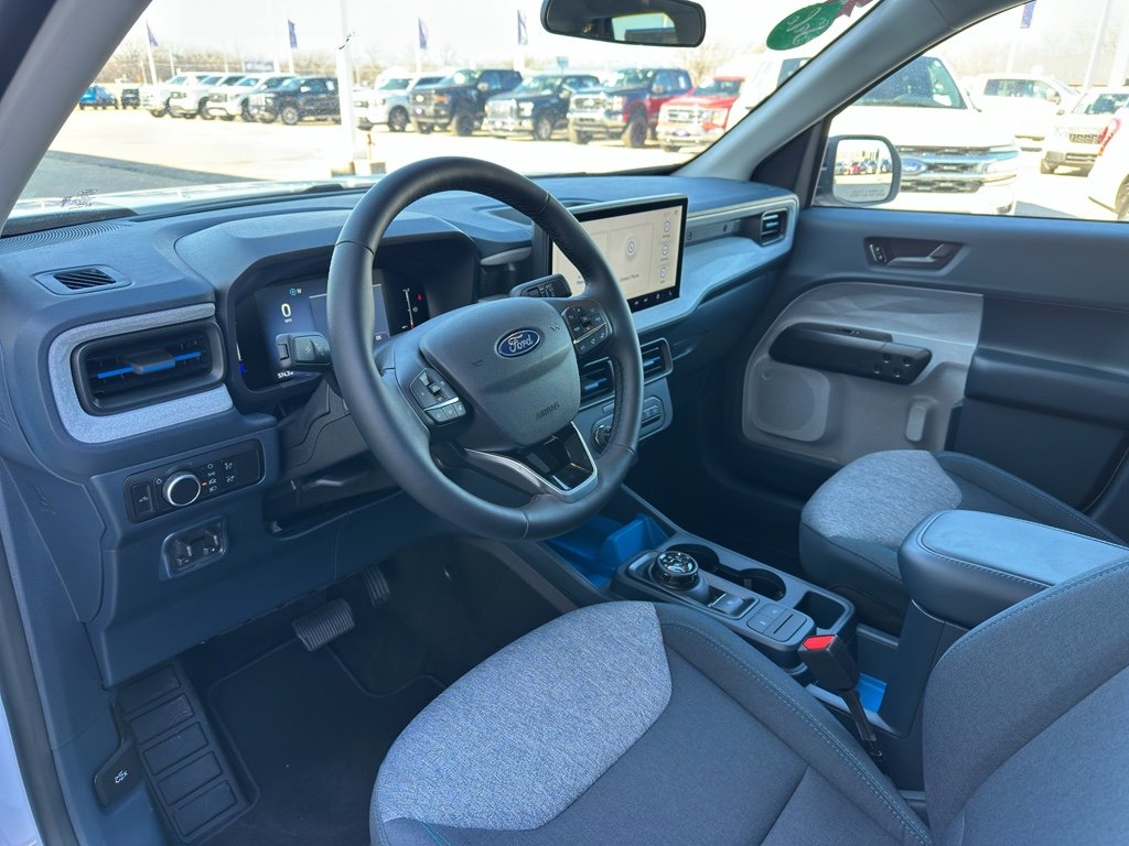 2025 Ford Maverick XLT - Photo 14